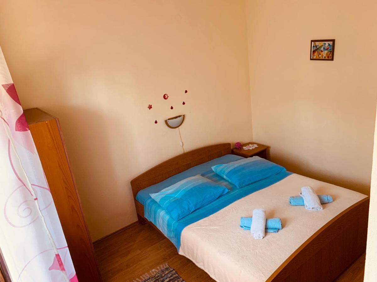 Apartments Marko Трогір Екстер'єр фото