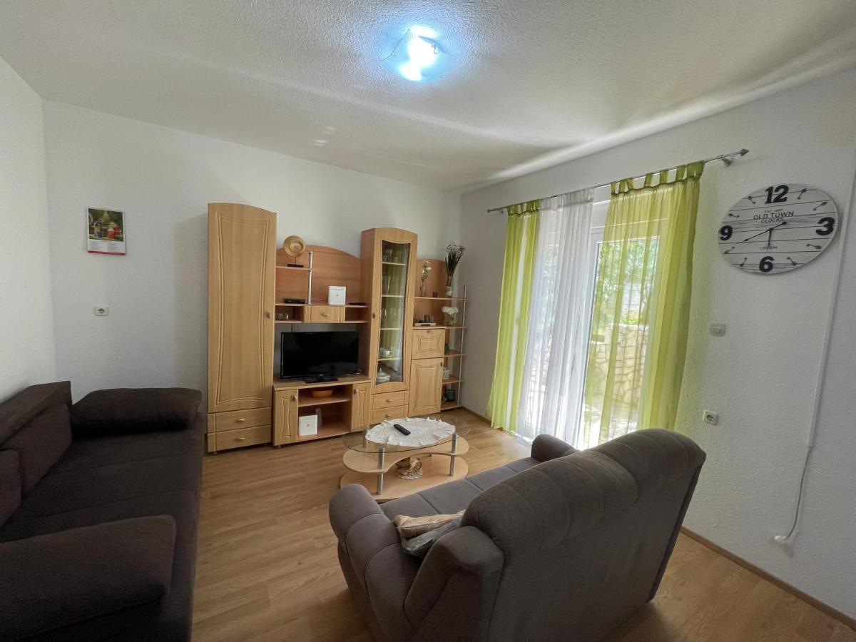 Apartments Marko Трогір Екстер'єр фото