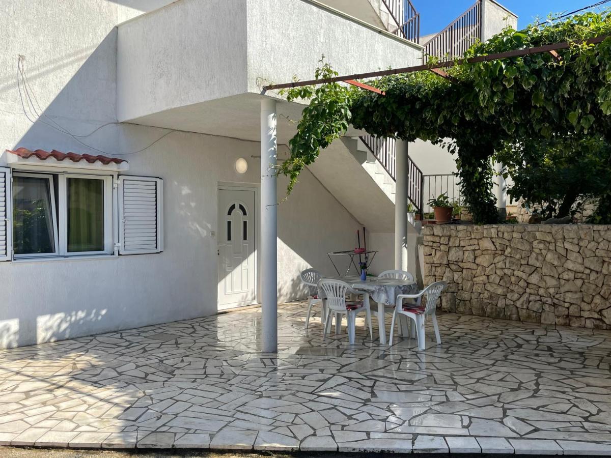 Apartments Marko Трогір Екстер'єр фото